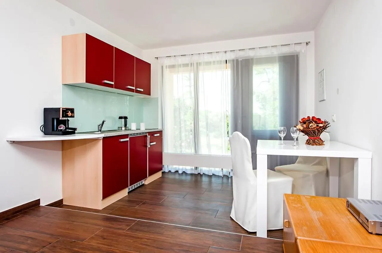 Keser Apartments Rovinj 4*,