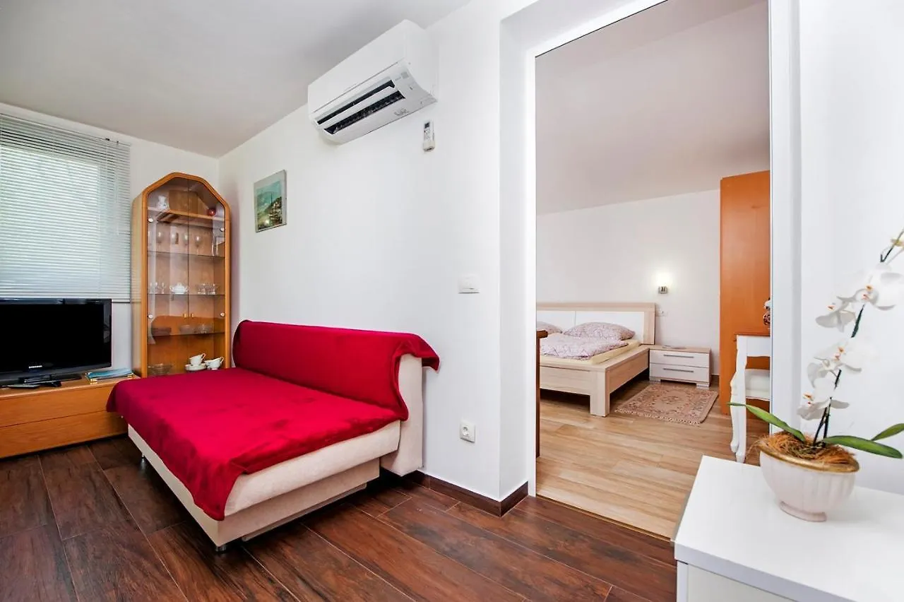 Keser Apartments Rovinj 4*,