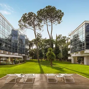 Eden Hotel