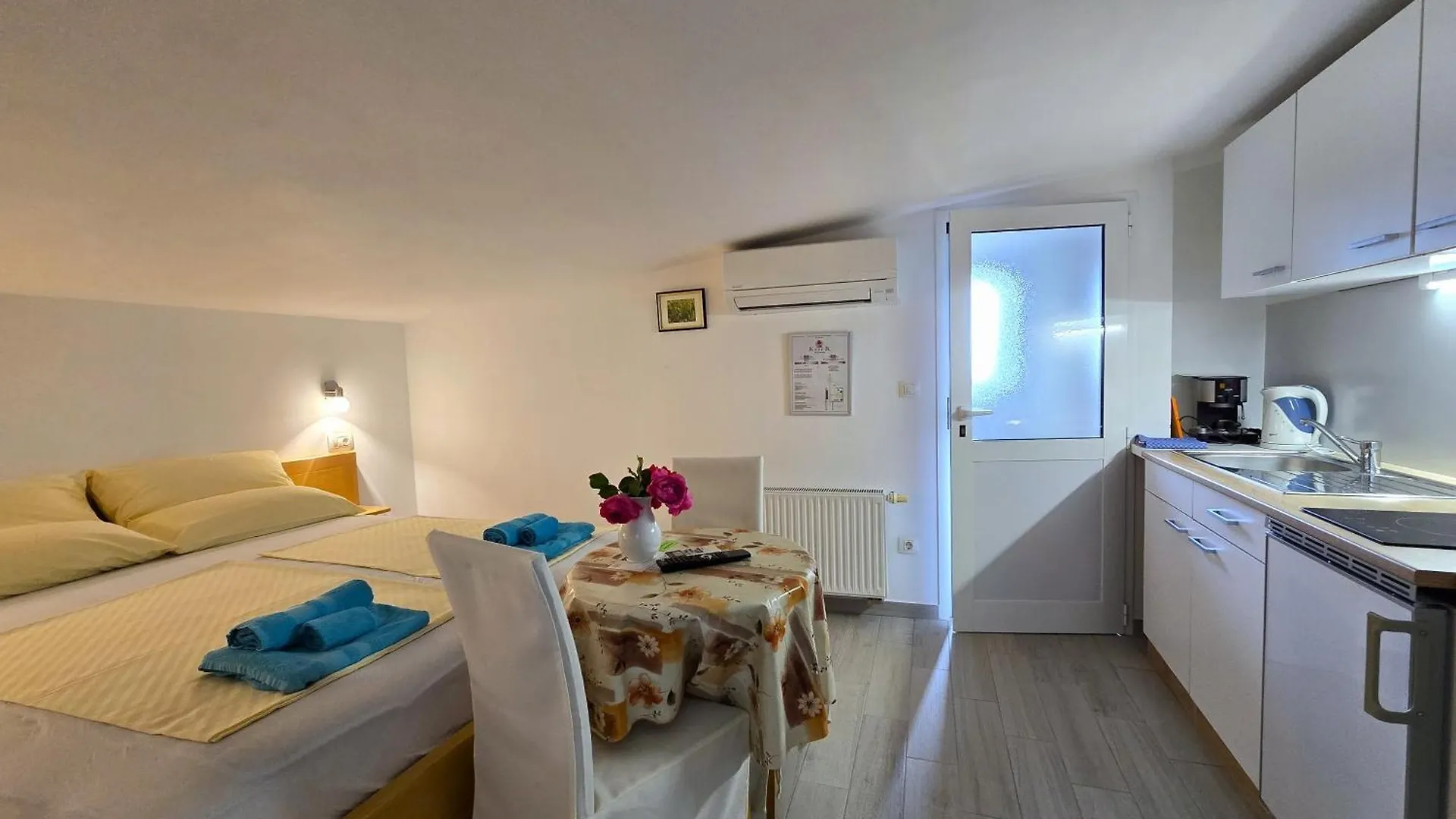 Keser Apartments Rovinj Guest house